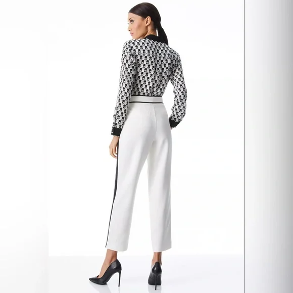 NWT $375 Alice + Olivia Willa Graphic Silk Button-Up Shirt Blouse - Picture 4 of 8